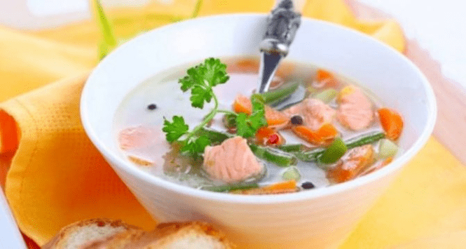단백질 다이어트에 생선 수프